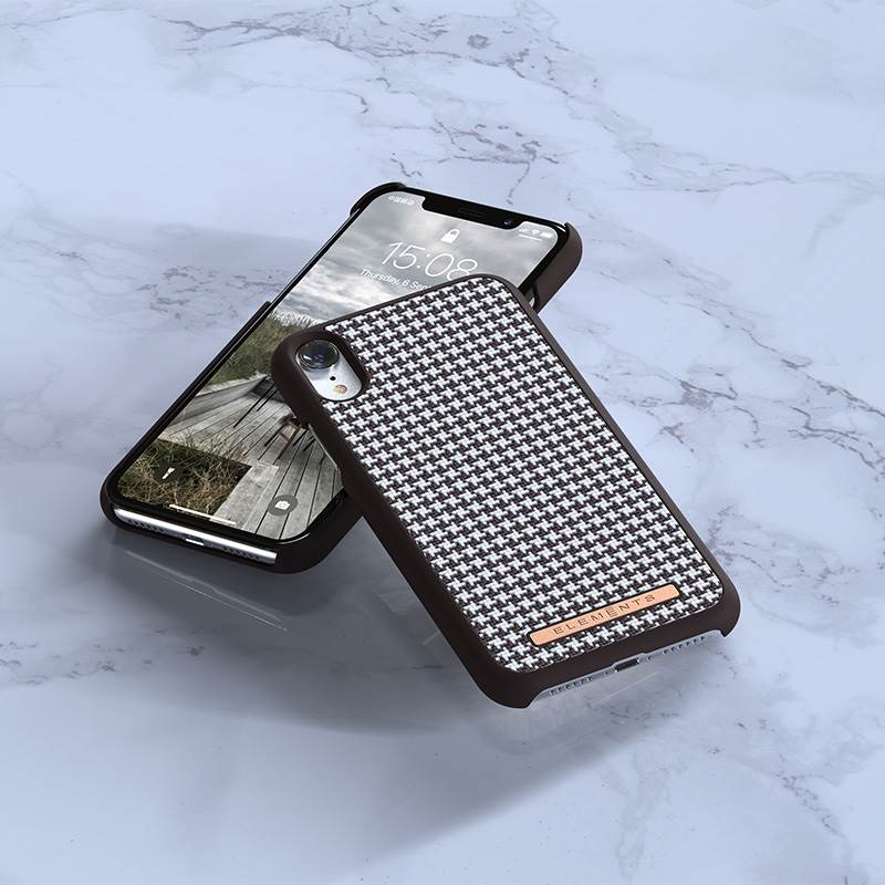 Nordic Elements Saeson Idun – „iPhone XR“ dėklas (tamsiai rudas raštas 2)