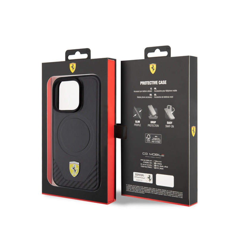 Ferrari Carbon Metal Logo MagSafe – dėklas, skirtas iPhone 15 Pro (juodas)
