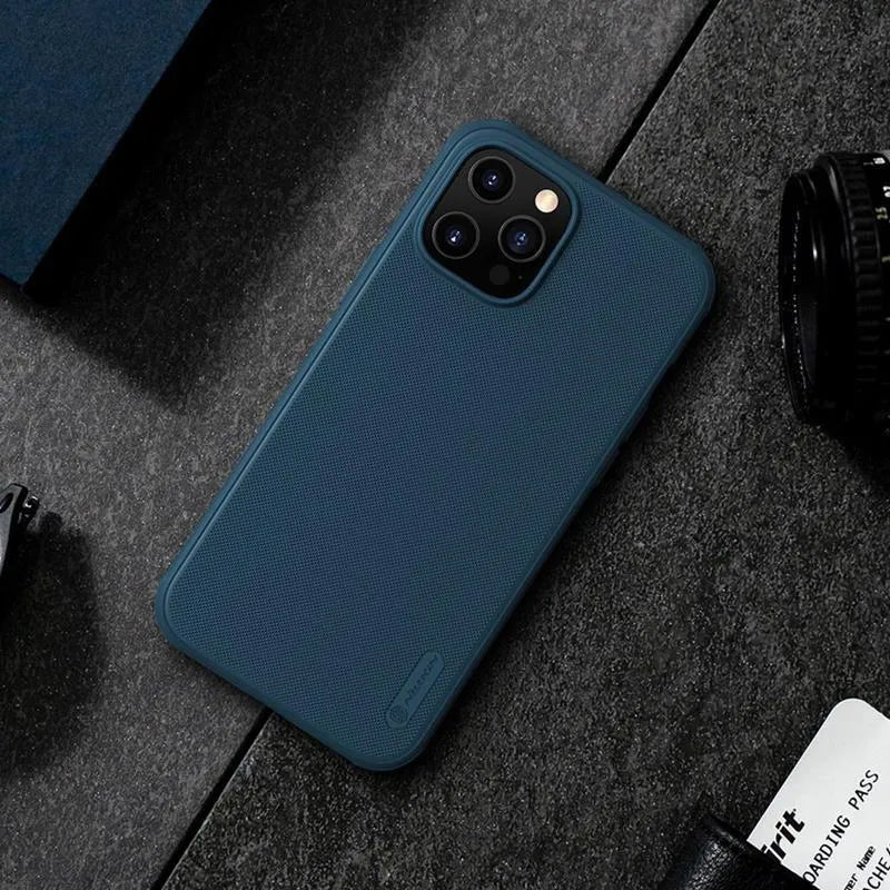 Nillkin Super Frosted Shield Pro – dėklas skirtas Apple iPhone 12 Pro Max (raudonas)