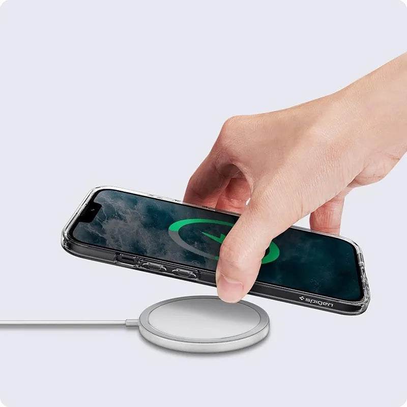 Spigen Ultra Hybrid – dėklas, skirtas iPhone 13 Mini (skaidrus)