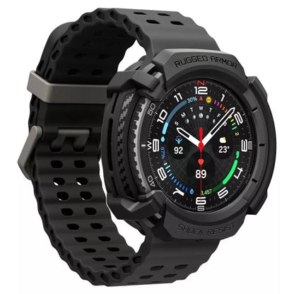 Spigen Rugged Armor – Dėklas, skirtas Samsung Galaxy Watch 8 Classic 46 mm (Matinis juodas)