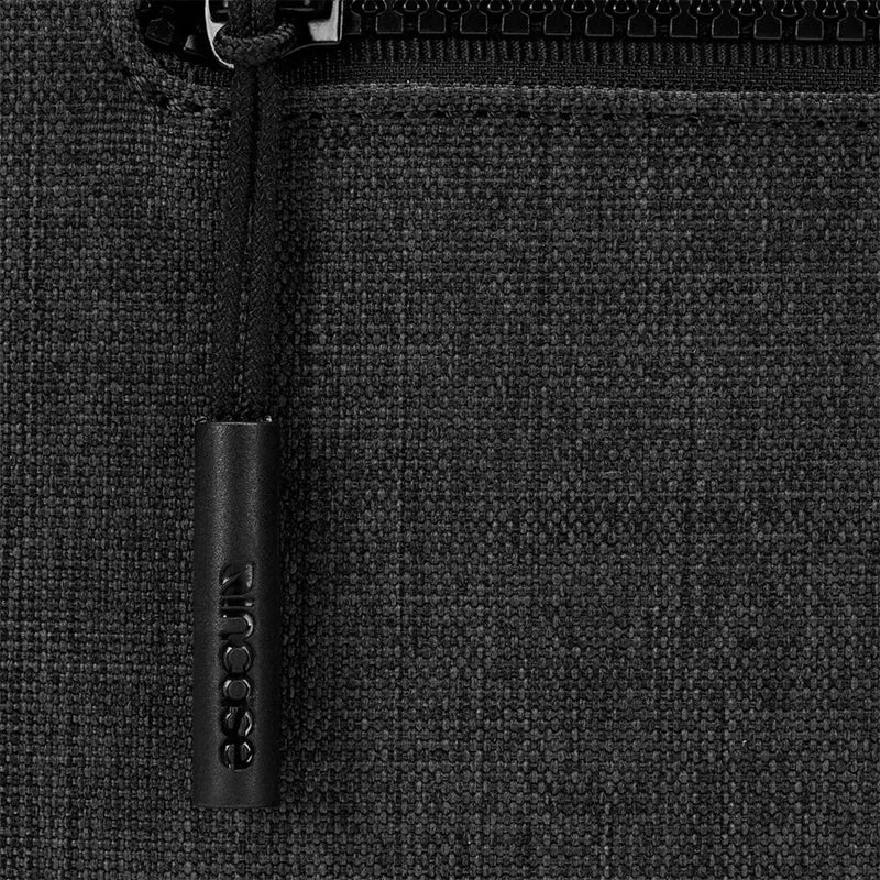 Incase Compact Sleeve Woolenex – dėklas MacBook Pro 16" (M4/M3/M2/M1/2024-2021) (Graphite)