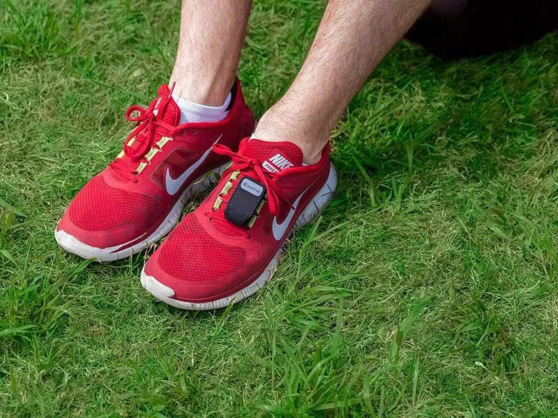 Griffin batų dėklas, skirtas "Fitbit", "Misfit", "Sony" ir "Nike+" fizinio aktyvumo sekikliams
