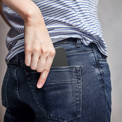 Cellularline Sensation Plus – iPhone 15 Pro Max dėklas su MICROBAN danga (juodas)