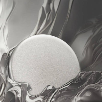 Crong MagSpot – Aliuminio belaidis „MagSafe“ įkroviklis (sidabriškai baltas)