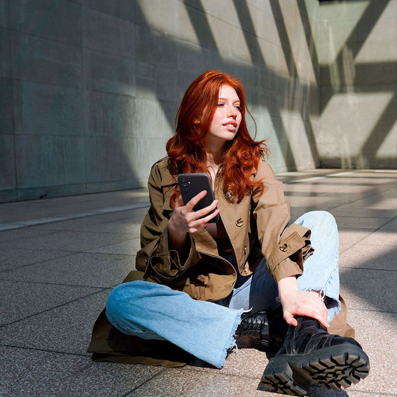 Spigen Liquid Air – dėklas, skirtas Samsung Galaxy A54 5G (juodas)