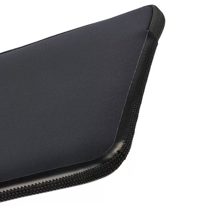 TUCANO Elements 2 – Dangtelis MacBook Air 13” (M4/M3/M2/M1/2025–2018) / Pro 13” (juodas)