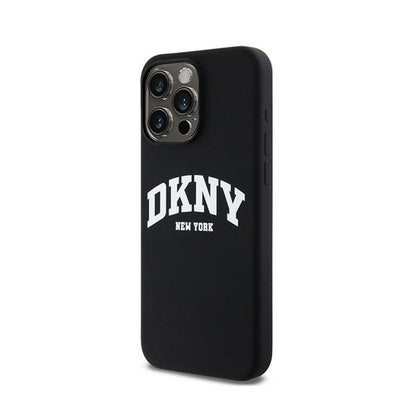 DKNY Skysto silikono dėklas su baltu atspausdintu logotipu ir MagSafe, skirtas iPhone 15 Pro Max (juodas)
