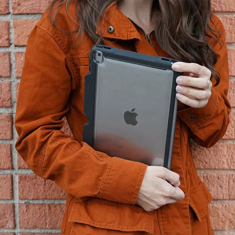 STM Dux Shell Duo - dėklas skirtas iPad 10.2 colio (2021) / 8 (2020) / 7 (2019) (juodas)