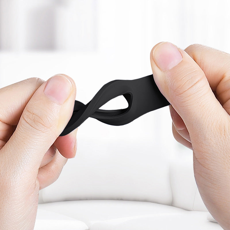 Crong silikoninis dėklas su raktų pakabuku – apsauginis dėklas Apple AirTag raktų pakabukui (juodas)