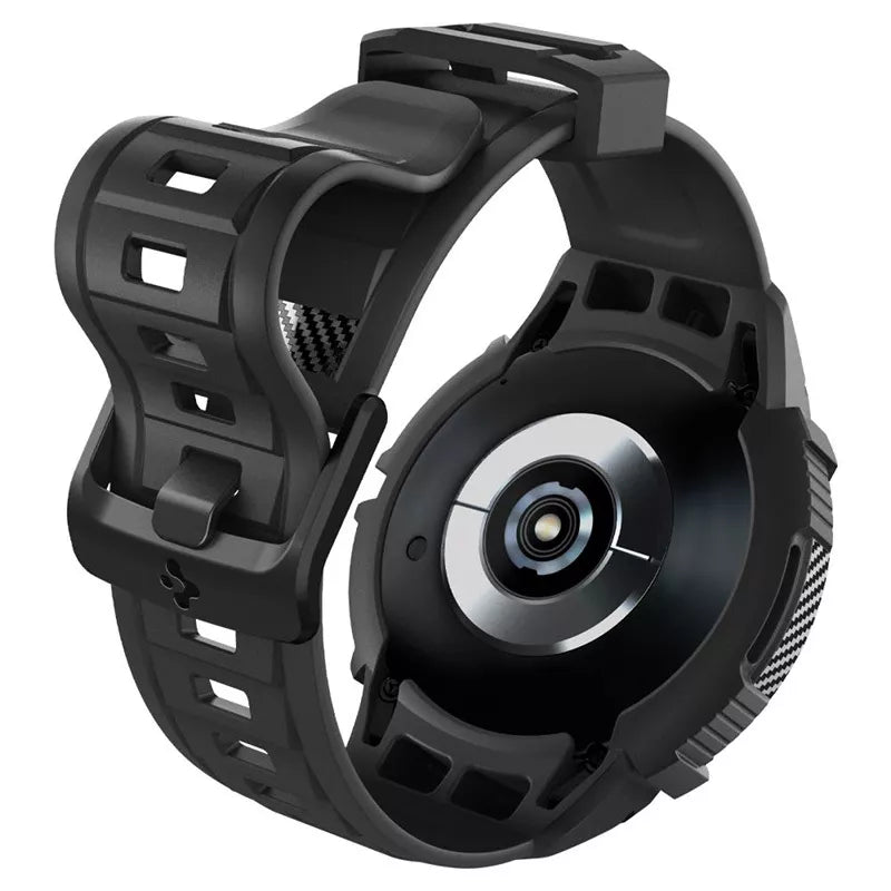 Spigen Rugged Armor Pro - dirželis + dėklas, skirtas „Samsung Galaxy Watch 6 Classic 47 mm“ (juoda)