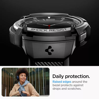 Spigen Rugged Armor Pro - dirželis + dėklas, skirtas „Samsung Galaxy Watch 6 Classic 47 mm“ (juoda)