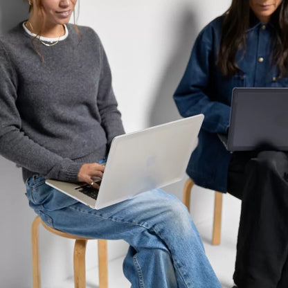 Incase Edge Kietasis dėklas - Dėklas MacBook Pro 14" (M4/M3/M2/M1/2024-2021) (Skaidrus)