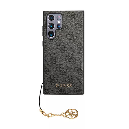 Guess 4G Charms Collection – dėklas Samsung Galaxy S24 Ultra (juodas)