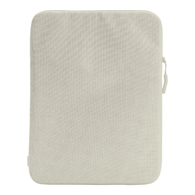 Incase Crosstown Sleeve su Woolenex – Dėklas su kišene skirtas MacBook Pro 16" (M4/M3/M2/M1/2024–2021) (juodas)