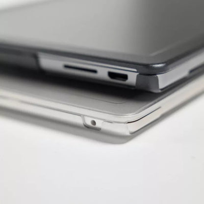 Incase Edge Kietasis dėklas - Dėklas MacBook Pro 14" (M4/M3/M2/M1/2024-2021) (Skaidrus)