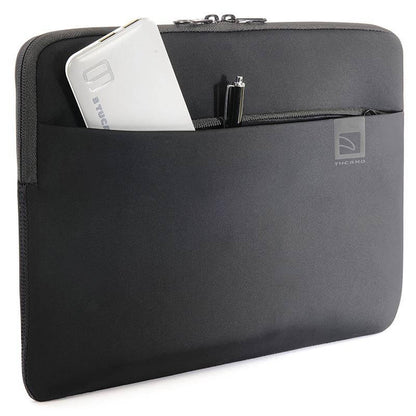 Tucano Top Second Skin – dėklas 13 colių „MacBook Pro“ (M2/M1/2022–2016), 13 colių „MacBook Air“ (M4/M3/M2/2025–2018) (juodas)
