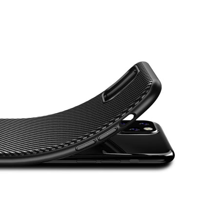 Crong Prestige Carbon dėklas – Apsauginis dėklas skirtas iPhone 11 Pro Max (Juodas)