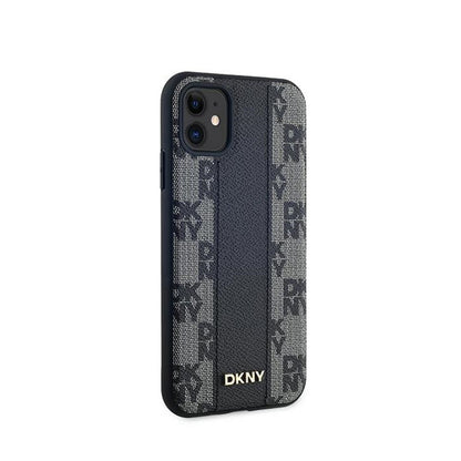 DKNY odinis languotas vienspalvis raštas MagSafe – dėklas, skirtas iPhone 11 (juodas)