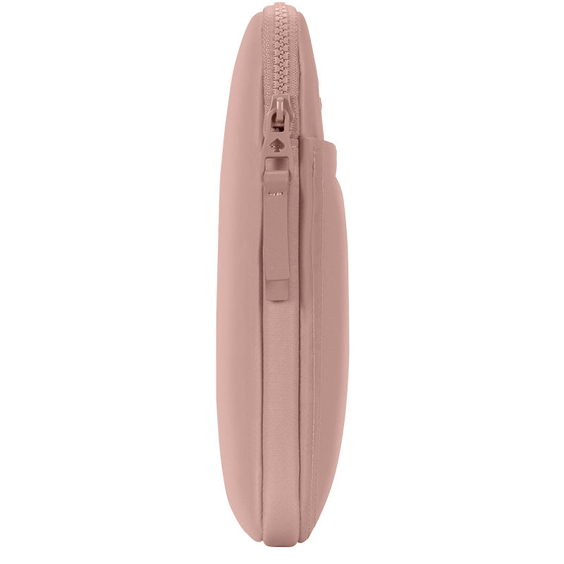 Kate Spade New York Pūstas dėklas – MacBook Pro 16" / Nešiojamojo kompiuterio 16" (Madison Rouge Nailonas)