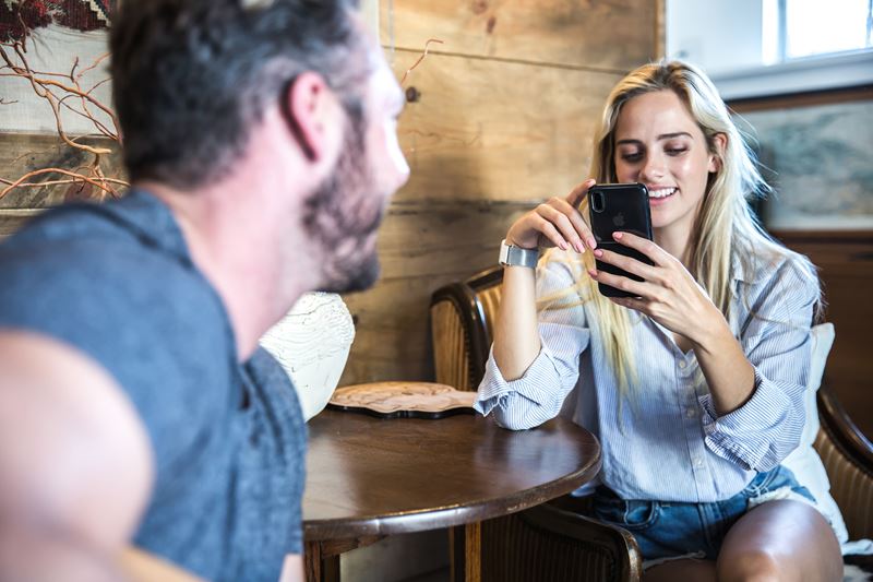 X-Doria Dash dėklas skirtas iPhone X (Juoda oda)