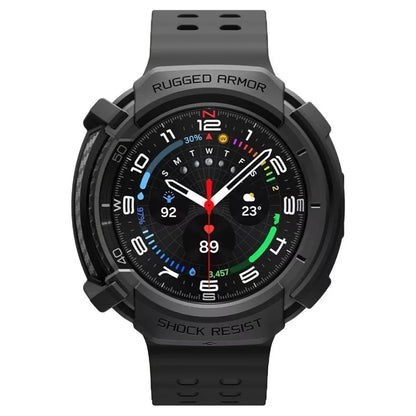 Spigen Rugged Armor – Dėklas, skirtas Samsung Galaxy Watch 8 Classic 46 mm (Matinis juodas)