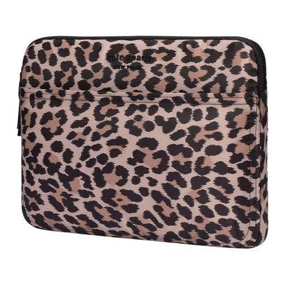 Kate Spade New York Kamšytas dėklas - MacBook Pro 16" / 16" nešiojamojo kompiuterio dėklas (Classic Leopard)