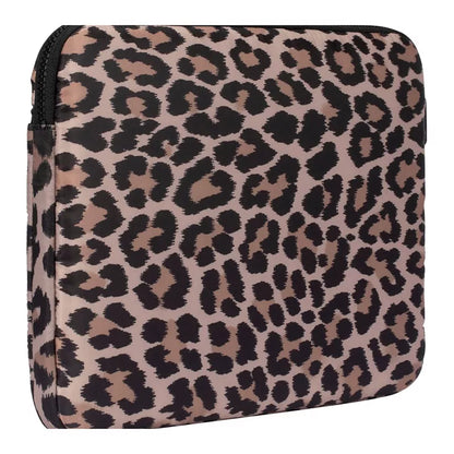 Kate Spade New York Kamšytas dėklas - MacBook Pro 16" / 16" nešiojamojo kompiuterio dėklas (Classic Leopard)