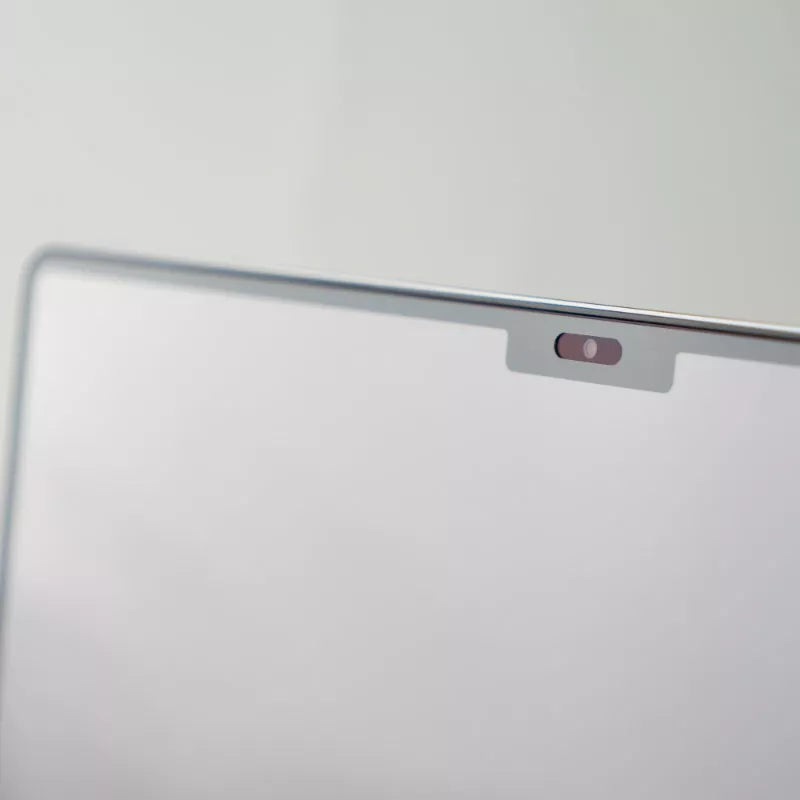 Moshi iVisor XT - Ekrano apsauga, skirta MacBook Air 13.6" M3 (2024) / M2 (2022) (juodas rėmelis)
