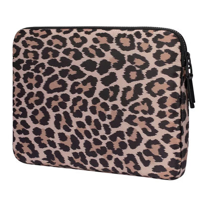 Kate Spade New York Kamšytas dėklas - MacBook Pro 16" / 16" nešiojamojo kompiuterio dėklas (Classic Leopard)