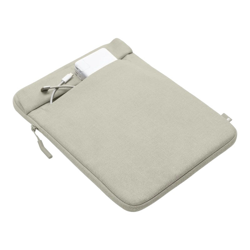 Incase Crosstown Sleeve su Woolenex – Dėklas su kišene skirtas MacBook Pro 16" (M4/M3/M2/M1/2024–2021) (juodas)