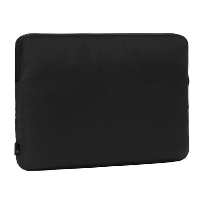 Incase Kompaktiškas dėklas iš skrydžio nailono, skirtas MacBook Pro 14" (M4/M3/M2/M1/2024-2021) (Juoda)
