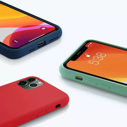 Crong Color Cover – Lankstus dėklas „iPhone 11“ (juodas)