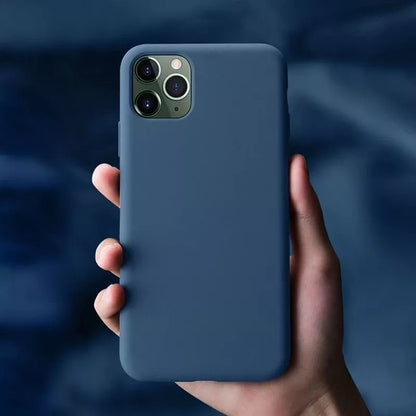 Crong Color Cover – Lankstus dėklas „iPhone 11“ (juodas)