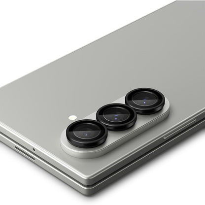 Spigen Optik Pro HD GLAS.TR EZ Fit fotoaparato apsauga 2 vnt. – lęšių apsauga, skirta „Samsung Galaxy Z Fold 7“ (2 vnt.) (juoda)