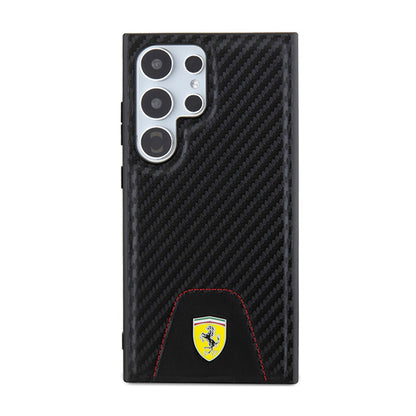 Ferrari Carbon Stitched Bottom – dėklas, skirtas Samsung Galaxy S24 Ultra (juodas)