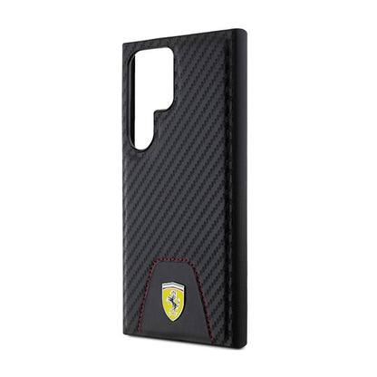 Ferrari Carbon Stitched Bottom – dėklas, skirtas Samsung Galaxy S24 Ultra (juodas)