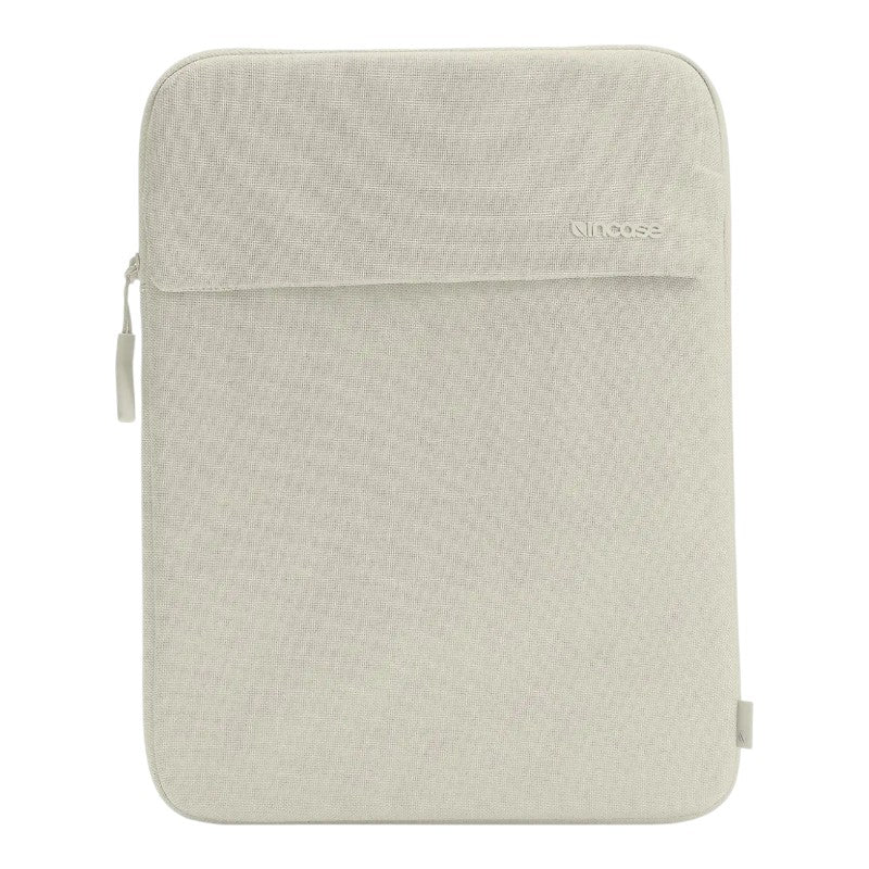 Incase Crosstown Sleeve su Woolenex – Dėklas su kišene skirtas MacBook Pro 16" (M4/M3/M2/M1/2024–2021) (juodas)