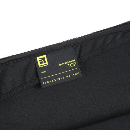 Tucano Top Second Skin - dėklas MacBook Pro 16" (juodas)