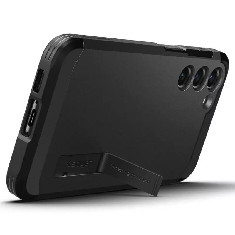 Spigen Tough Armor – dėklas, skirtas „Samsung Galaxy S23“ (juoda)