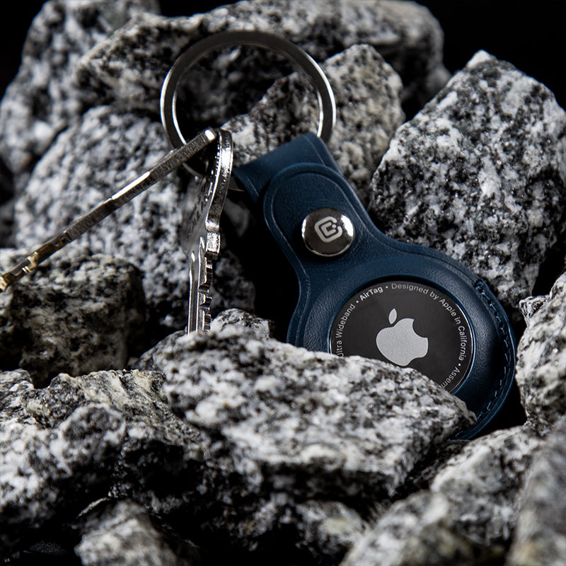 Crong odinis dėklas su raktų pakabuku – odinis apsauginis dėklas raktų pakabukas, skirtas „Apple AirTag“ (žalias)