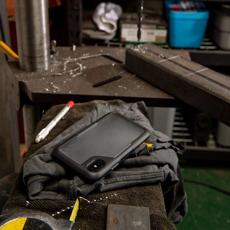 Griffin Survivor Endurance – dėklas, skirtas „iPhone Xs Max“ (skaidrus / pilkas)