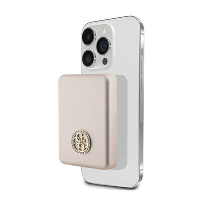 Guess 4G Strassed Metal Logo MagSafe – indukcinis 3000 mAh 5W MagSafe maitinimo blokas (auksinis)