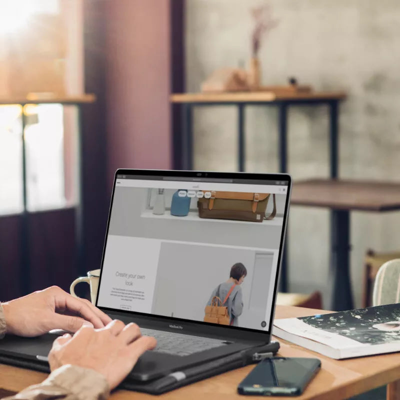 Moshi iVisor AG – matinis ekrano apsauga, skirta „MacBook Pro 14 colių“ (M3/M2/M1/2023–2021) (juoda/skaidri/matinė)