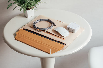 Moshi Muse 14 colių „3-in-1 Slim Sleeve“ nešiojamojo kompiuterio dėklas („Seashell White“)