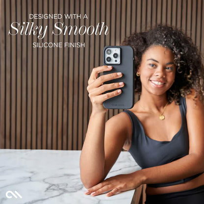 Case-Mate Silicone MagSafe - iPhone 15 Pro dėklas (juodas)