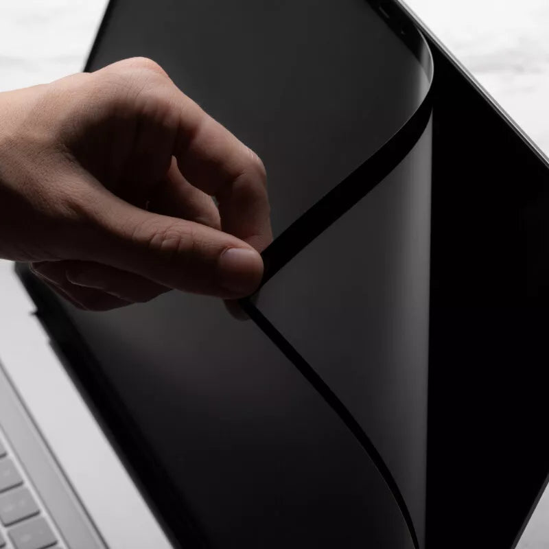 Moshi iVisor AG – matinis ekrano apsauga, skirta „MacBook Pro 16“ (M3/M2/M1/2023–2021) (juoda / skaidri / matinė)