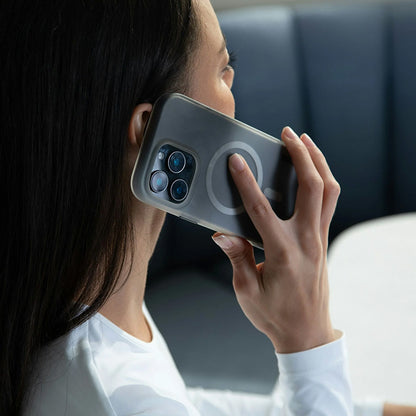 Incase Halo dėklas su MagSafe – dėklas „iPhone 16 Plus“ (Oil Slick Smoke)