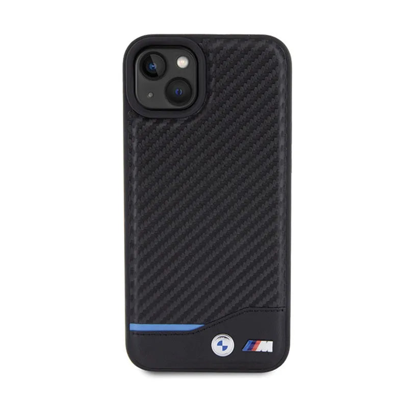 BMW od odos, karbono, su mėlyna linija – dėklas iPhone 15 Plus (juodas)