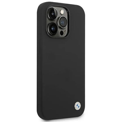 BMW skysto silikono dėklas su metaliniu logotipu, skirtas iPhone 14 Pro Max (Juoda)
